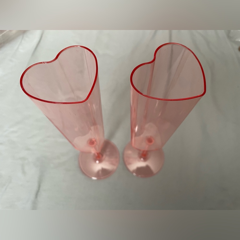 Target Valentine Heart Plastic Chamagne Flute (4)
